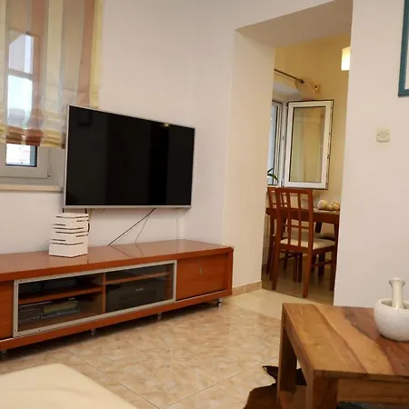 Apartament Lea