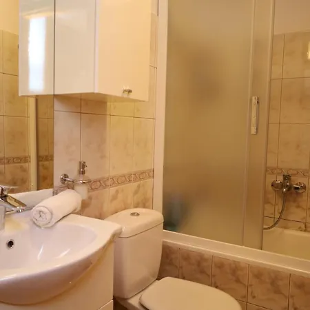 Lea Apartament *