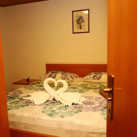 Apartament Lea *